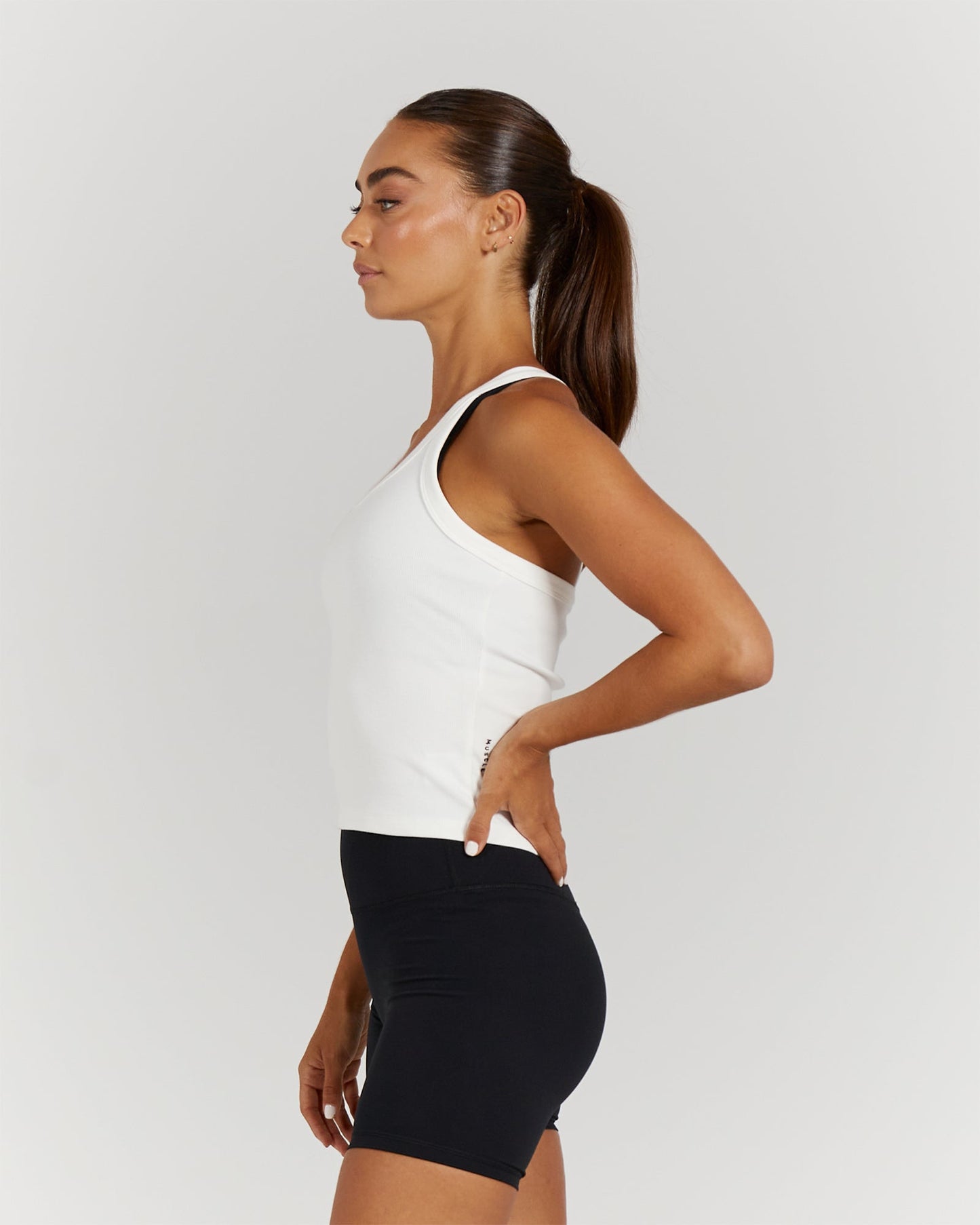 AMPLIFY RIBBED TANK TOP - OFF WHITE