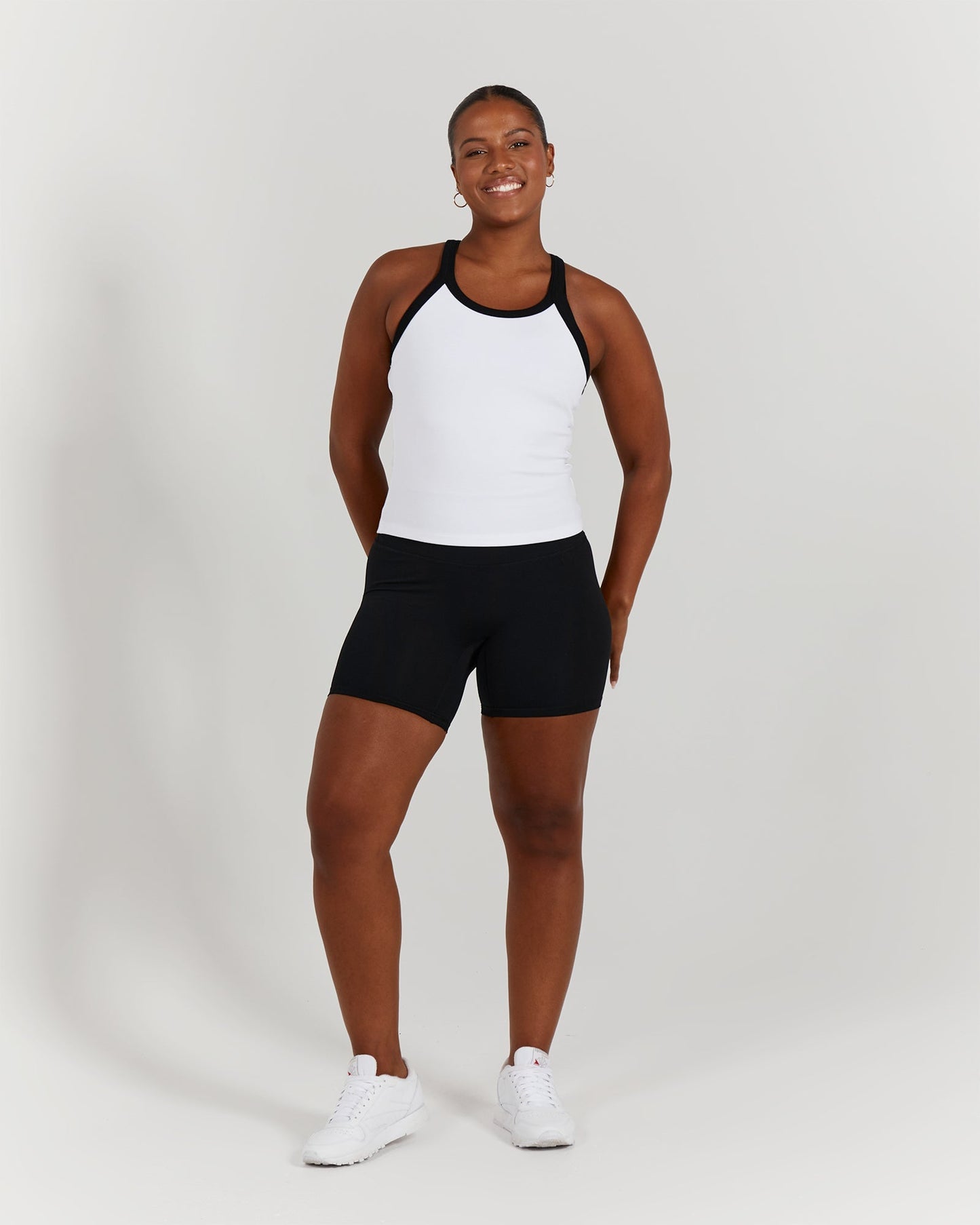 AGILITY RIBBED TANK TOP - WHITE BLACK