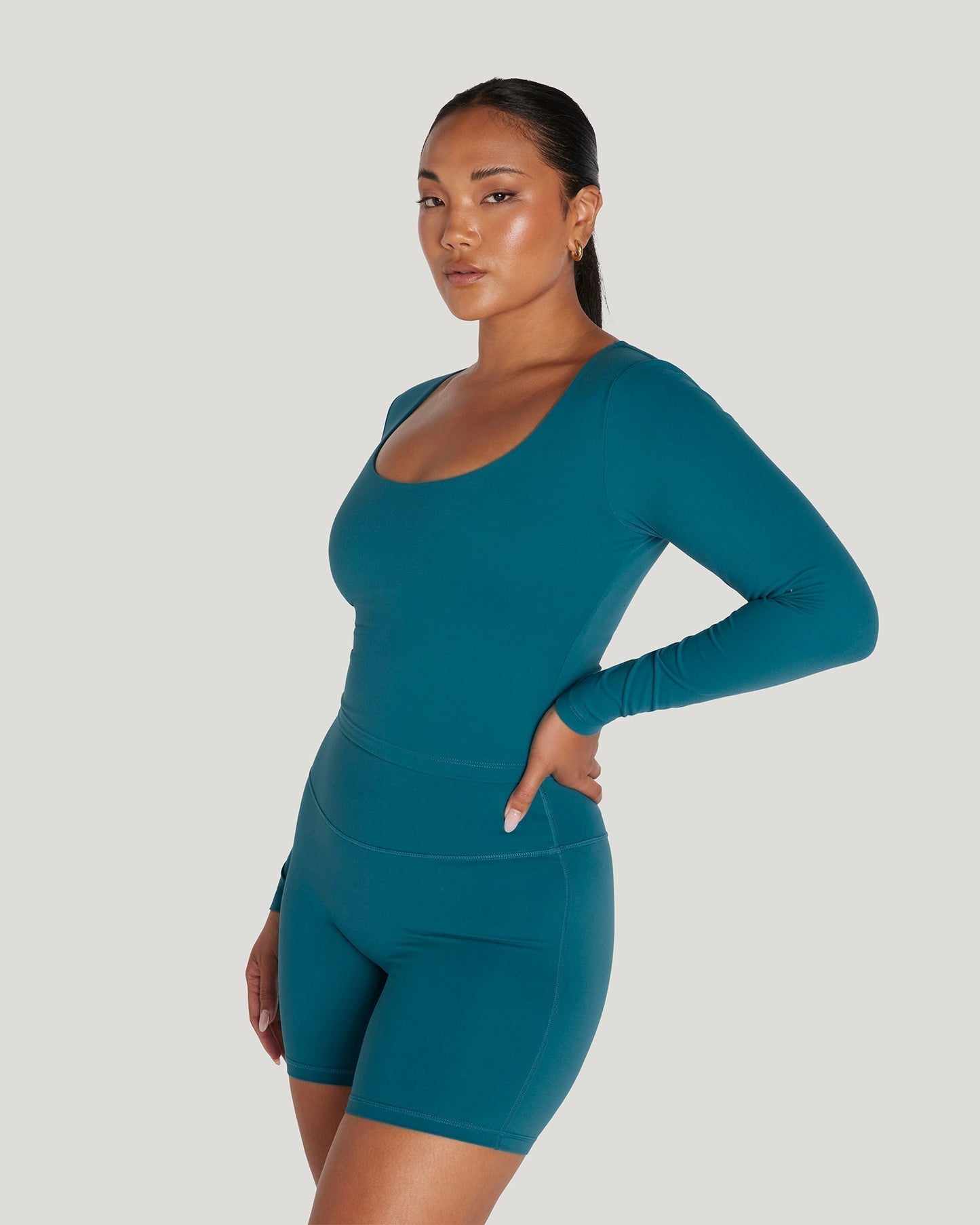 MOTION SCOOP LONG SLEEVE - LAGOON